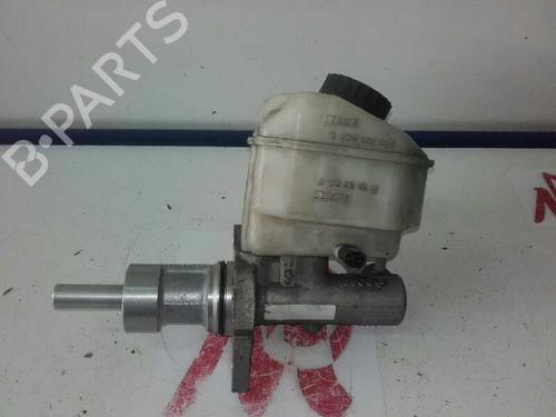 Used Brake master cylinder Brake master cylinder MERCEDES-BENZ SPRINTER 3-t Bus (B903) 313 CDI (903.671, 903.672, 903.673) (129 hp) 40102946 40102946