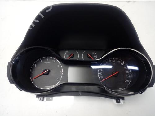 Used Instrument cluster OPEL CORSA F (P2JO) 1.5 (68) (102 hp) 13903000