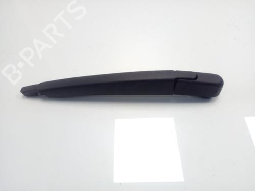 Used Rear windshield wiper arm OPEL CORSA F (P2JO) [2019-2026]  16673031