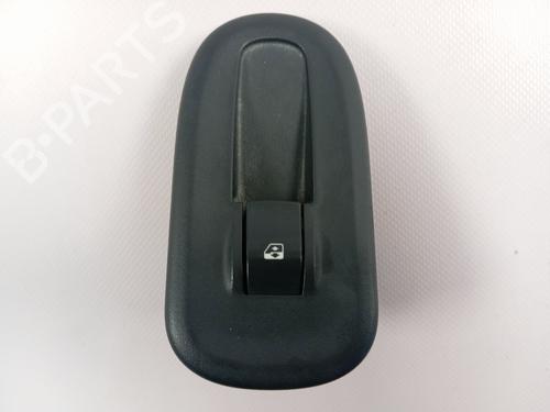 Mando elevalunas delantera derecho Mando elevalunas delantera derecho RENAULT MASTER III Van (FV) [2010-2026] 37239135 37239135
