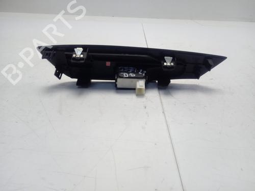 Høyre Foran elrute bryter PEUGEOT 308 III (FB_, FH_, FP_, F3_, FM_) Hybrid 180 (F3DGXT, F3DGMH) | BP16343115I26