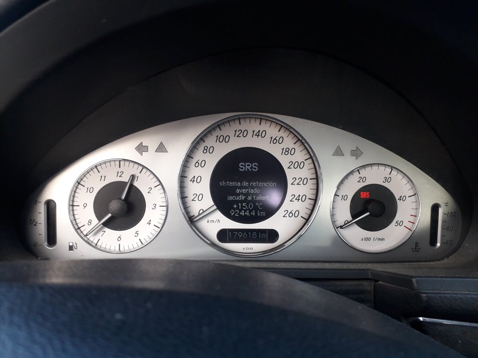 Instrument cluster MERCEDESBENZ ECLASS (W211) E 270 CDI (211.016