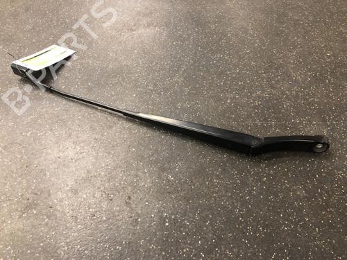 Used Front windshield wiper arm VW CADDY III Box Body/MPV (2KA, 2KH, 2CA, 2CH) 1.9 TDI (105 hp) 13164433