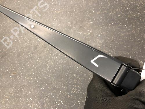 Used Front windshield wiper arm Front windshield wiper arm 13162661 13162661