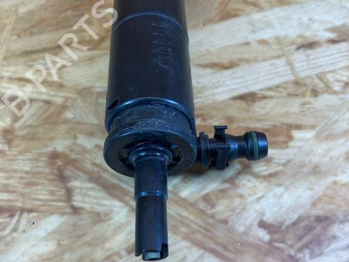 Spylervæskepumpe VW GOLF V (1K1) 2.0 FSI (150 hp) 32370995