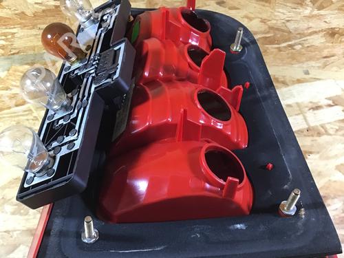 Feu arrière gauche SKODA OCTAVIA I Combi (1U5) 2.0 | BP29705739C34 