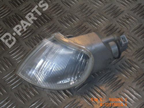 Used Left front indicator Left front indicator CITROËN SAXO (S0, S1) 1.4 VTS (75 hp) 2556882 2556882