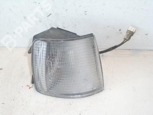 Used Right rear indicator Right rear indicator VW PASSAT B3/B4 Variant (3A5, 35I) 2.0 (115 hp) 2558311 2558311