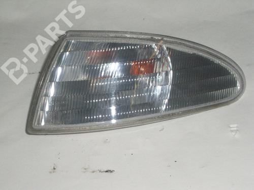 Used Left front indicator Left front indicator FORD MONDEO I Turnier (BNP) 1.6 i 16V (88 hp) 2559649 2559649
