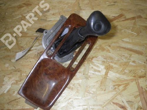 Used Automatic gearbox selector Automatic gearbox selector OPEL OMEGA B Estate (V94) 3.0 V6 (F35, M35, P35) (211 hp) 2560181 2560181