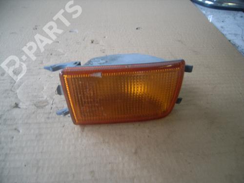 Used Left front indicator VW GOLF III (1H1) 1.4 (60 hp) 2561508