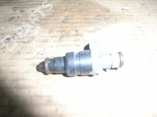 Used Injection rail Injection rail MERCEDES-BENZ C-CLASS (W202) C 180 (202.018) (122 hp) 2561576 2561576