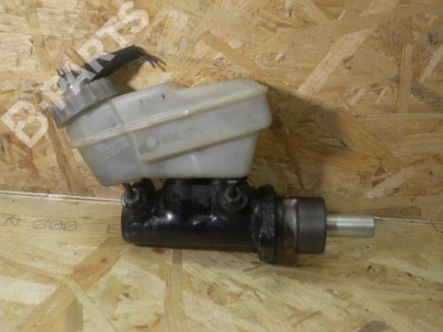 Brake master cylinder VW TRANSPORTER T4 Platform/Chassis (70E, 70L, 70M, 7DE, 7DL, 7D 2.4 D | BP2567482M77 