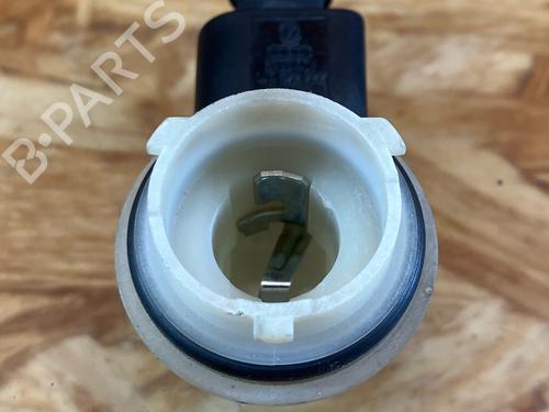 Used Lamp holder Lamp holder AUDI A3 (8L1) 1.6 (101 hp) 33556318 33556318
