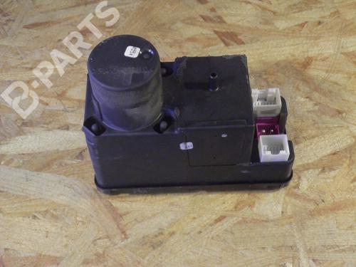 Used Central lock pump Central lock pump AUDI A4 B5 (8D2) 1.8 T (150 hp) 2570523 2570523