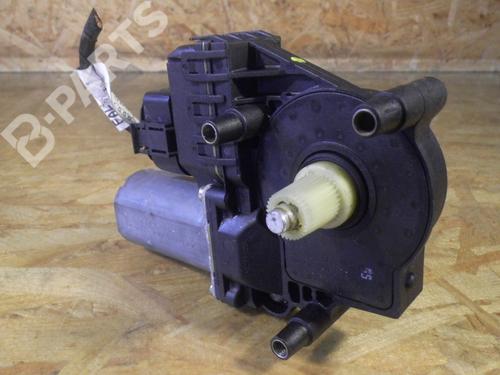 Vindusheismotor venstre foran AUDI A4 B5 Avant (8D5) 1.9 TDI | BP2579369E21 