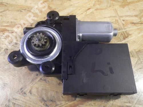 Left front window motor VOLVO V50 (545) 2.0 D | BP2579418E21 