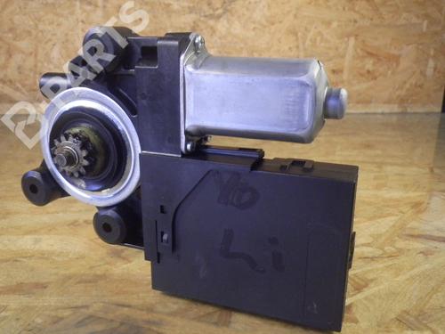 Left front window motor VOLVO V50 (545) 2.0 D | BP2579418E21 