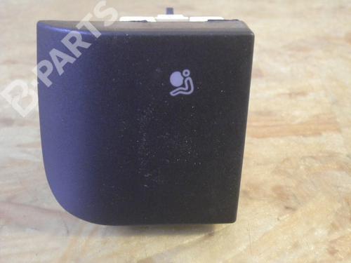 Used Switch VW GOLF III (1H1) 1.6 (75 hp) 3250823