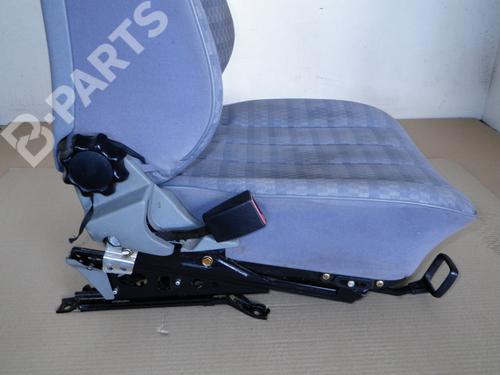 Siège Avant Gauche Mercedes 190 W201 - Occasion, Référence 2019108530, Avec Airbag
