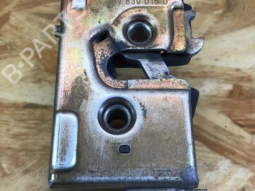 Cerradura puerta trasera izquierda VW PASSAT B3/B4 Variant (3A5, 35I) 1.6 (101 hp) 31643884