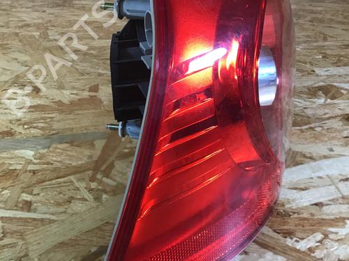 Left taillight VW GOLF V (1K1) 1.9 TDI | BP29705737C34 