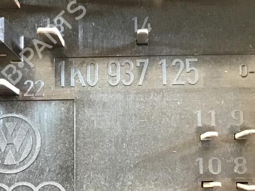 Fuse box VW TOURAN (1T1, 1T2) 1.6 | BP29864456E1