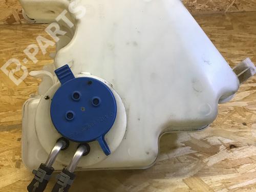 Used Windscreen washer tank Windscreen washer tank MERCEDES-BENZ B-CLASS Sports Tourer (W245) B 180 CDI (245.207) (109 hp) 9455359 9455359