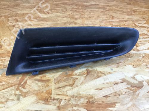 Calandre RENAULT CLIO III (BR0/1, CR0/1) 1.2 16V (BR0R, BR1D, BR1L, CR0R) (65 hp) 31919148