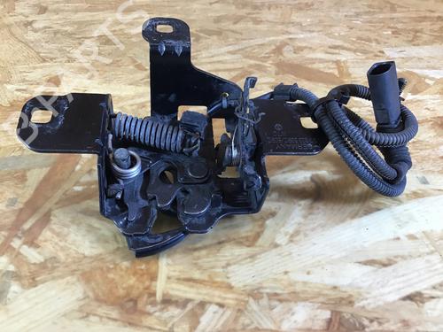 Schloss motorhaube für VW GOLF IV (1J1) 1.6 (100 hp) 31282138