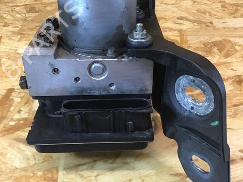 Używane Pompa ABS OPEL CORSA D (S07) 1.2 (L08, L68) (80 hp) 29868162