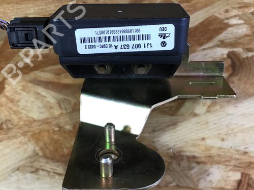 Used Electronic module VW GOLF IV (1J1) 1.6 16V (105 hp) 30360553