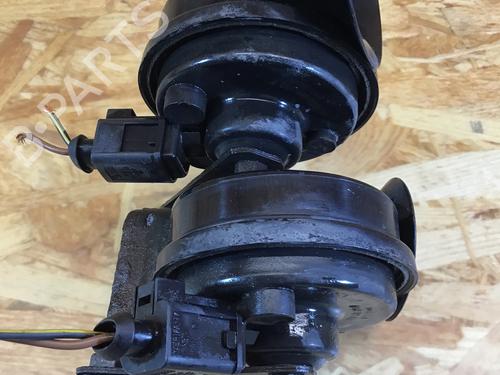 Horn VW POLO IV (9N_, 9A_) 1.4 TDI (70 hp) 31278352
