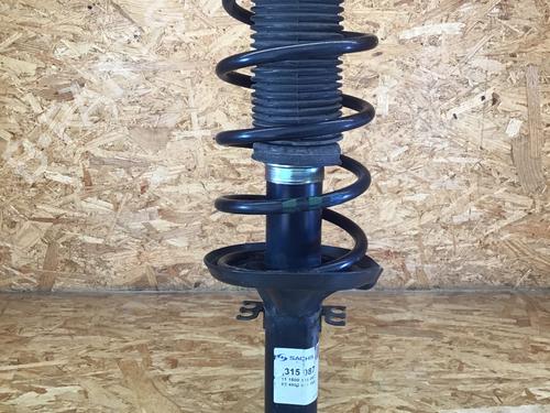 Used Left front shock absorber VW GOLF IV (1J1) 1.4 16V (75 hp) 31919139