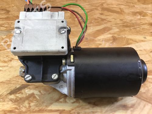 Front wiper motor FIAT SEICENTO / 600 (187_) 1.1 (187AXB, 187AXB1A, 187AXC1A02) | BP28015811M29 