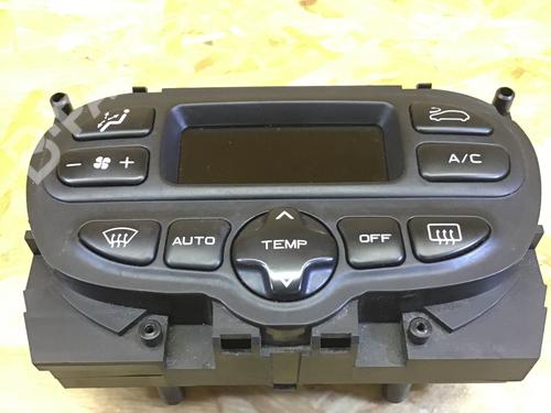 Used Climate control Climate control PEUGEOT 307 CC (3B) 2.0 16V (136 hp) 10547043 10547043