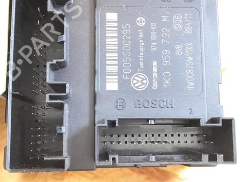 Right front window motor VW GOLF V Variant (1K5) 1.4 TSI | BP31919109E20