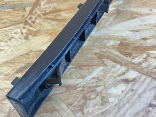 Front bumper bracket VW GOLF IV (1J1) 1.6 | BP32478889C158 