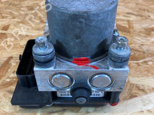 Used ABS pump HYUNDAI i20 I (PB, PBT) 1.2 (78 hp) 32215200