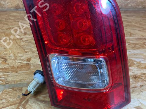 Używane Lampa tylna prawa SUZUKI IGNIS III (MF, FF) 1.2 Hybrid AllGrip (ATK412) (83 hp) 32215197