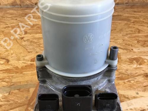 Pompe de direction assistée SKODA FABIA I (6Y2) 1.4 16V (75 hp) 30913521