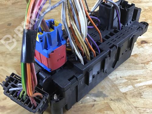 Fuse box CITROËN BERLINGO / BERLINGO FIRST Box Body/MPV (M_) 1.9 D 70 (MBWJZ, MCWJZ) | BP11942831E1 