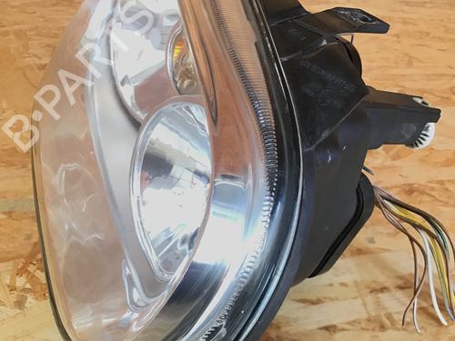 Right headlight VW GOLF IV (1J1) 1.4 16V | BP30182866C29