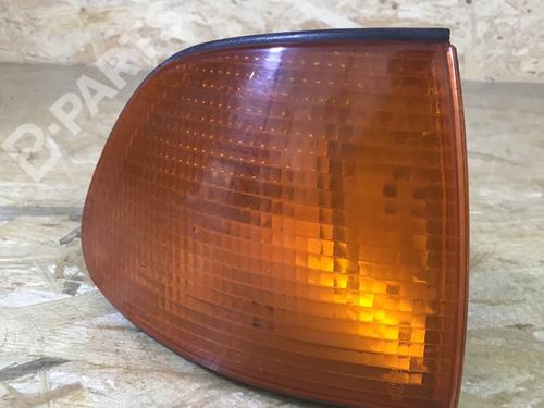 right-front-indicator-bmw-7-e38-730-i-il-1994-1995-1996-1997-1998-1999-2000-2001-7111235 main image