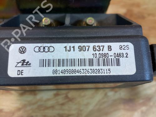 Electronic module VW GOLF IV Variant (1J5) 2.0 | BP33397233M83 - Image 3