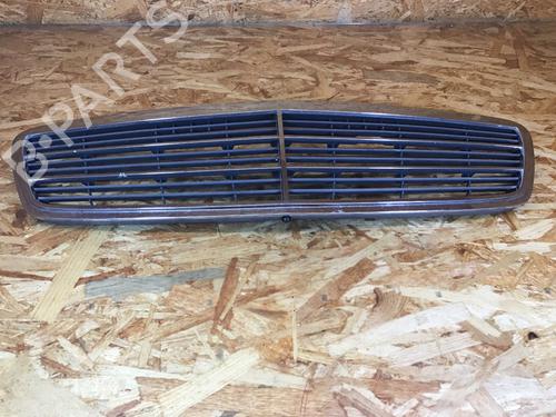 Used Grille MERCEDES-BENZ C-CLASS T-Model (S203) C 200 CDI (203.204) (116 hp) 29725674