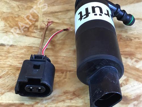 Washer pump VW GOLF V Variant (1K5) 1.4 TSI | BP31921882E24 