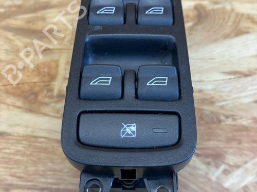 Kombi Kontakt / Stilkkontakt Kombi Kontakt / Stilkkontakt VOLVO V50 (545) 1.8 (125 hp) 33557922 33557922