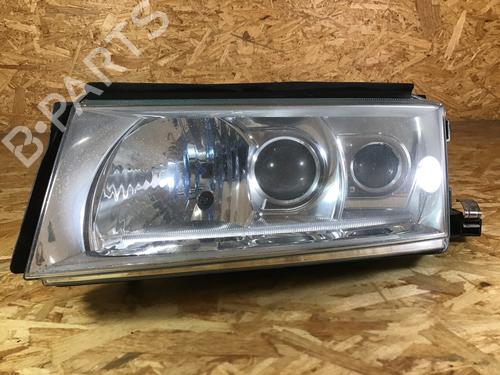 Phare gauche SKODA OCTAVIA I Combi (1U5) 2.0 (116 hp) 29705738