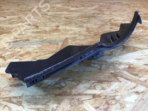 Mocowanie zderzaka przedniego VW PASSAT B6 Variant (3C5) 2.0 TDI | BP28367517C158 